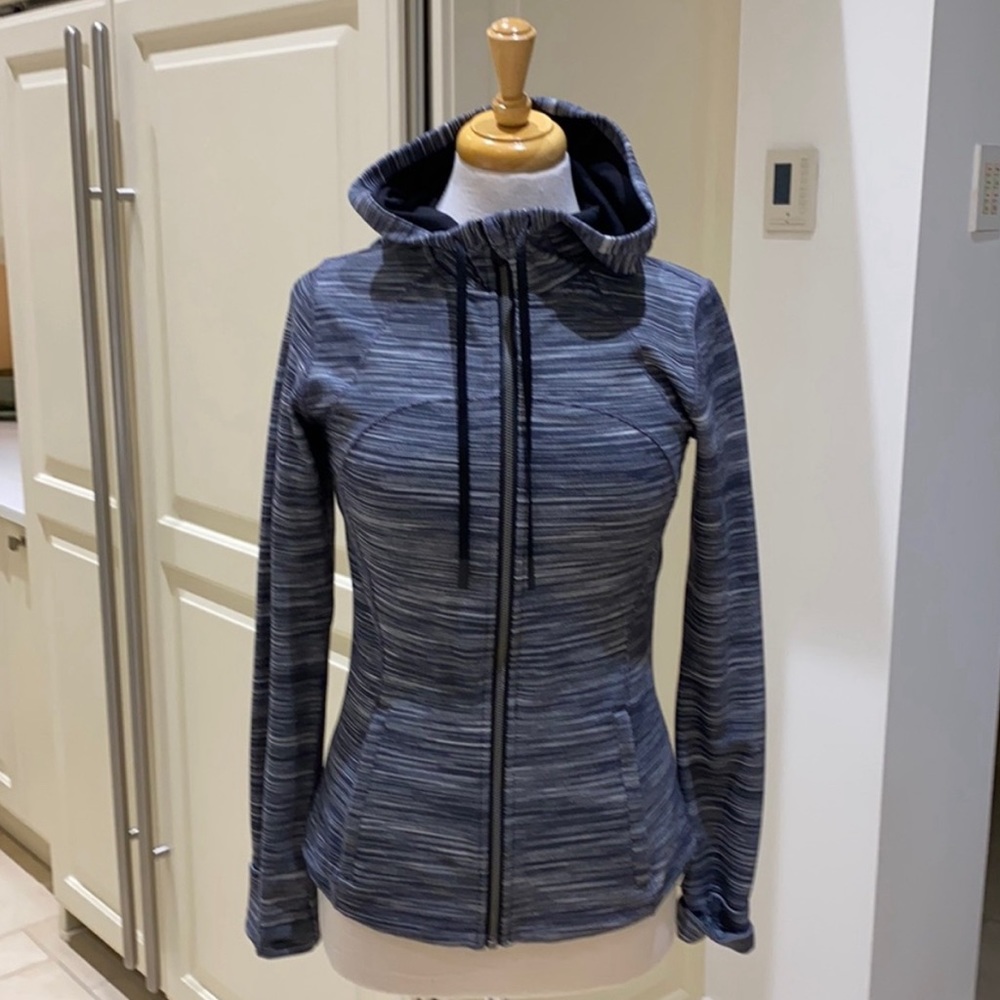 Lululemon Define Jacket - Picture 9 of 9